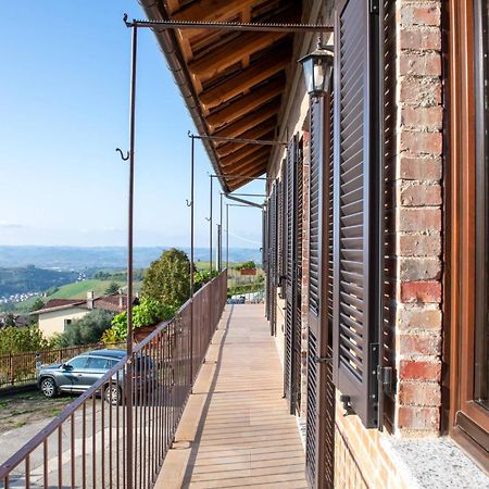 Casa Rubbo - Appartamento In Collina 'Monviso' ألبا المظهر الخارجي الصورة